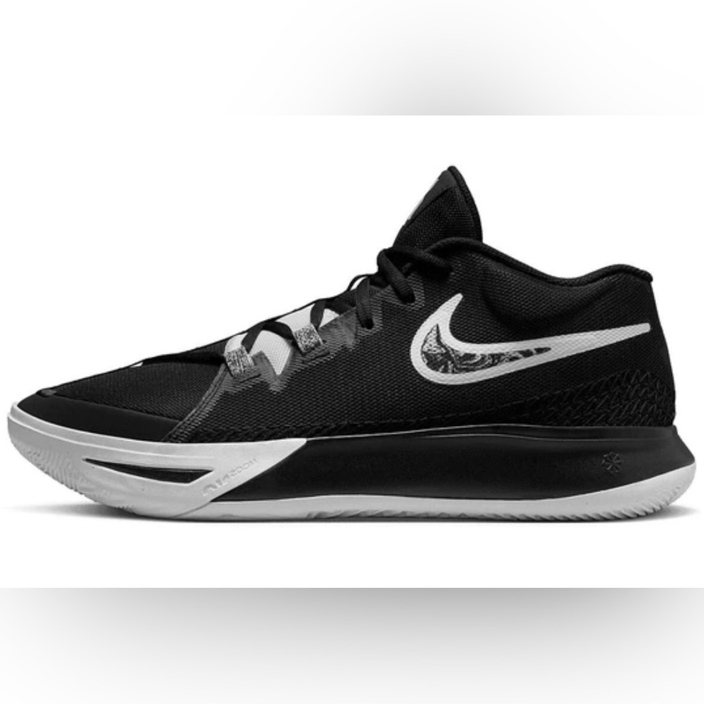 Nike Kyrie Flytrap 6 Black White Athletic Shoes Men's Size 7